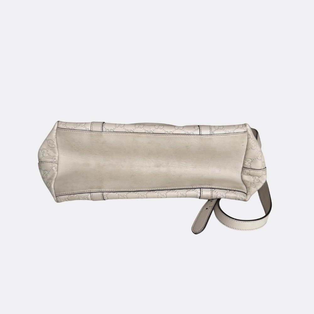 Gucci White Guccissima Leather GG Charm Convertible Bag – Good Conditi - Picture 10 of 15